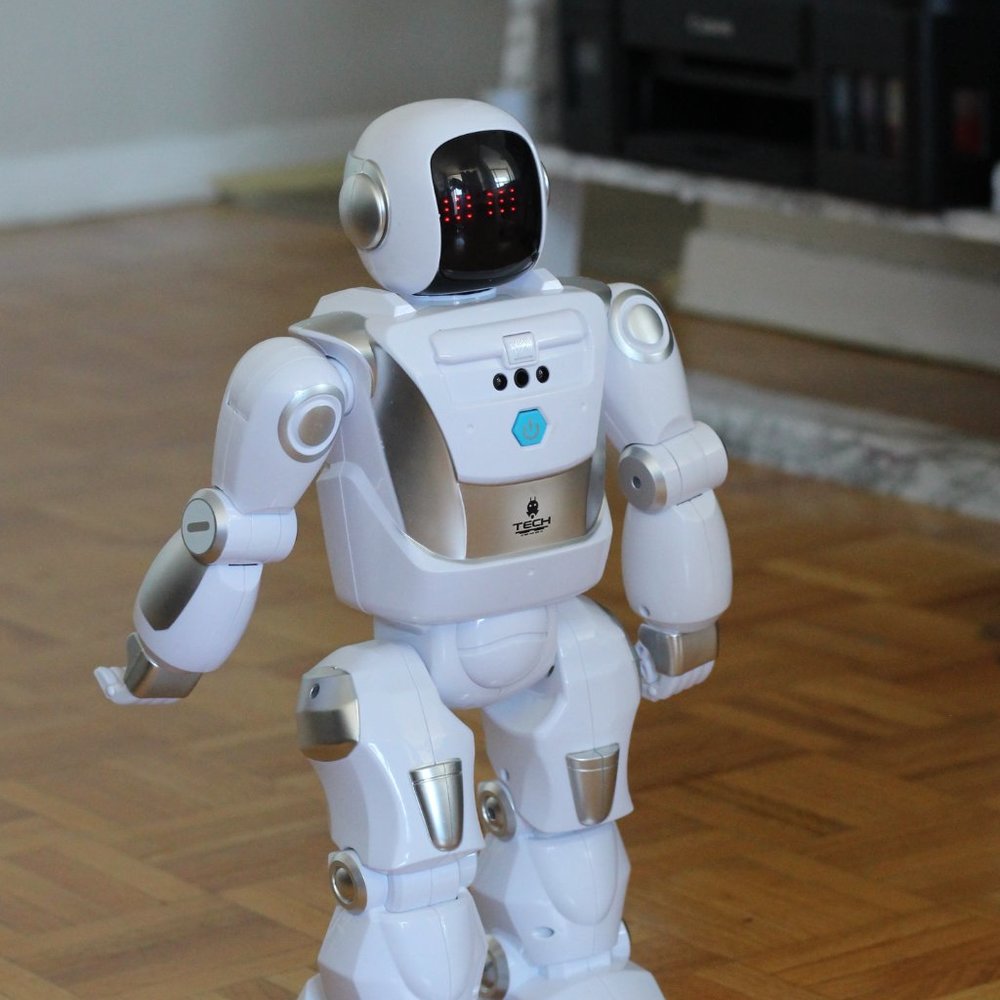 programmable dancing robot - Picture 5 of 7